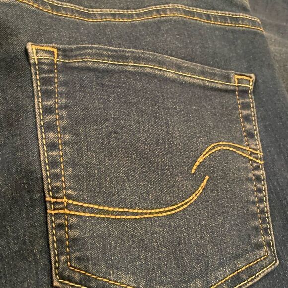 Levi’s Pull On Skinny Jeans Size 12 Short - Picture 11 of 14